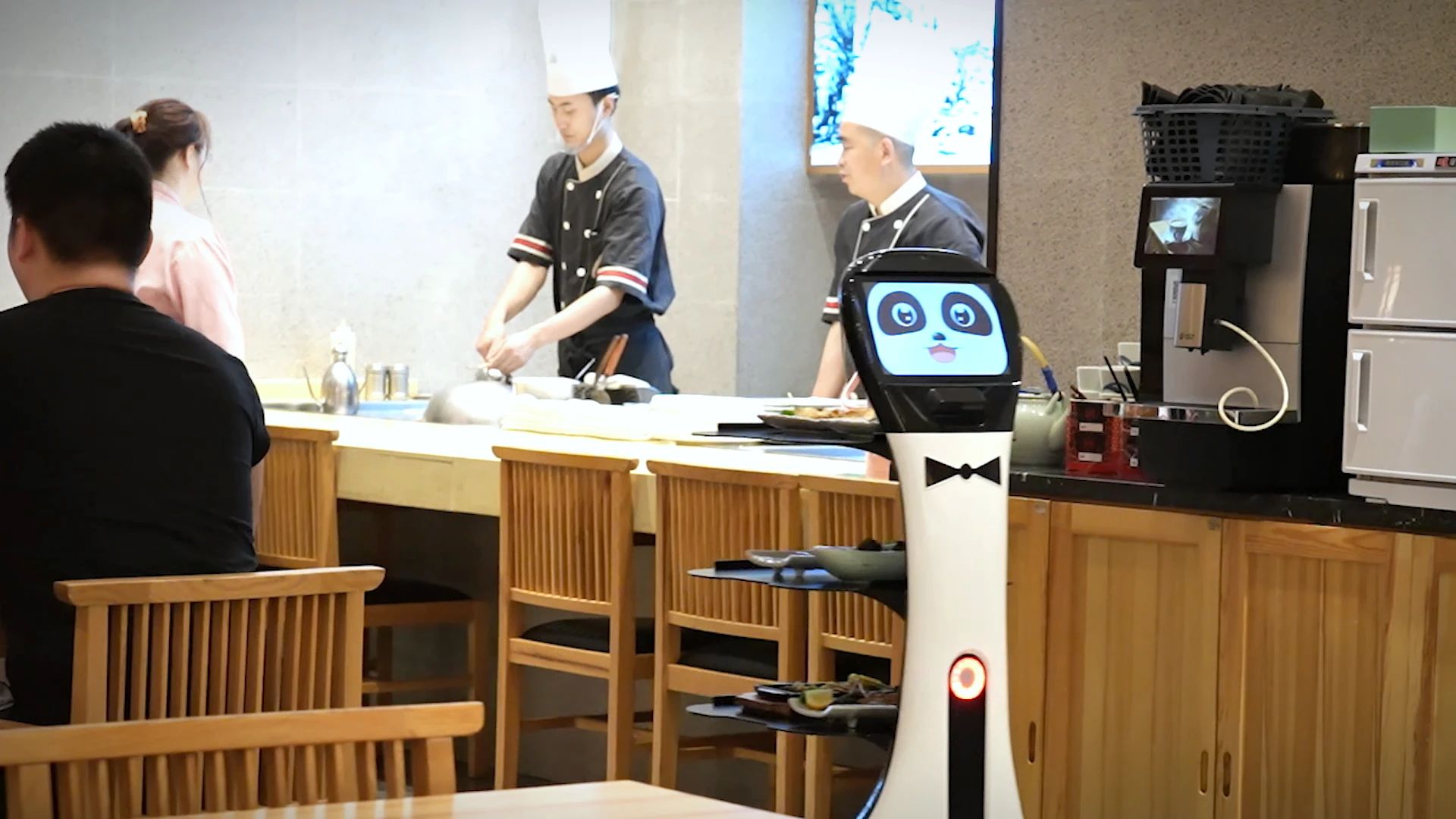 Panda Delivery Robot